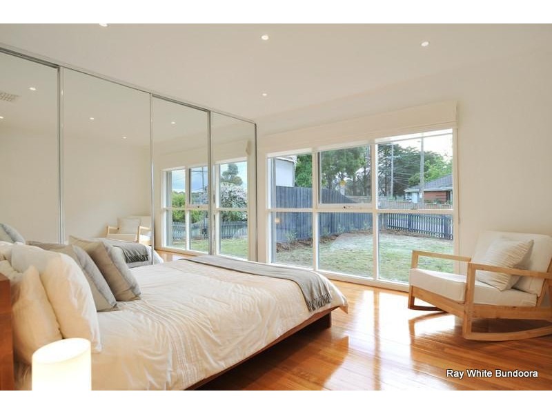 4 Dendaryl Drive, Bundoora VIC 3083