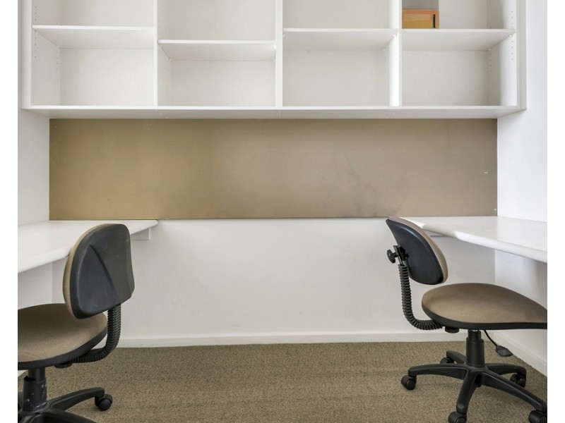 6C15/570 Lygon Street, Carlton VIC 3053