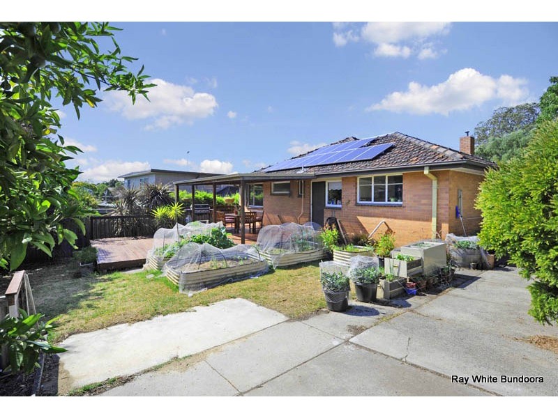 165 Cameron Parade, Watsonia North VIC 3087