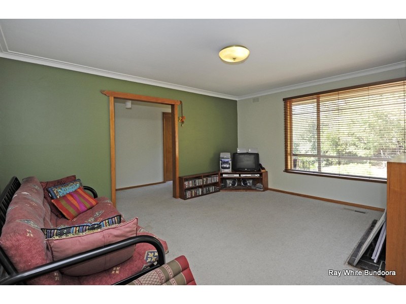 165 Cameron Parade, Watsonia North VIC 3087