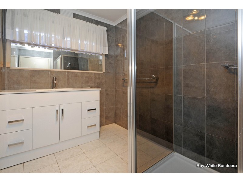23 Coventry Crescent, Mill Park VIC 3082