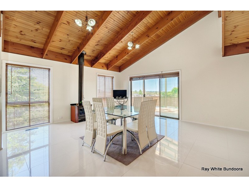 2 Homestead Place, Mill Park VIC 3082