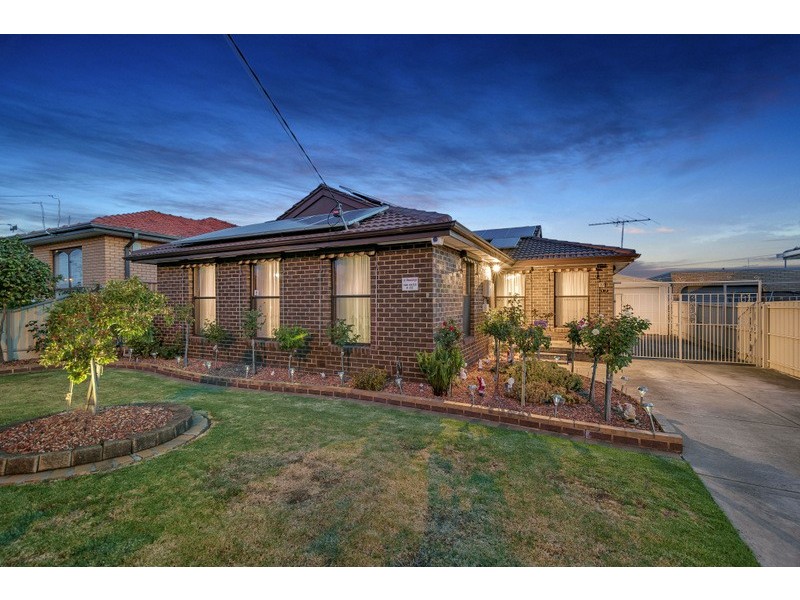 17 Karingal Way, Thomastown VIC 3074