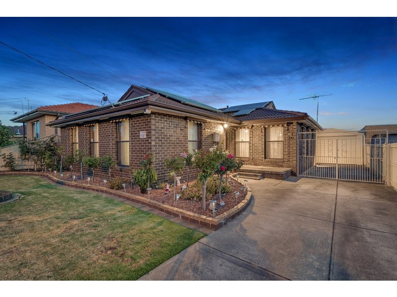 17 Karingal Way, Thomastown VIC 3074