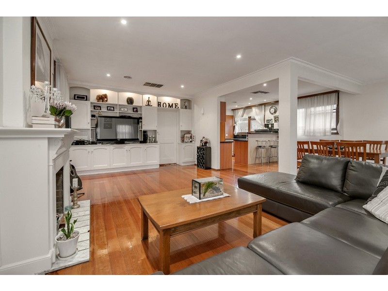 14 Oxford Drive, Bundoora VIC 3083