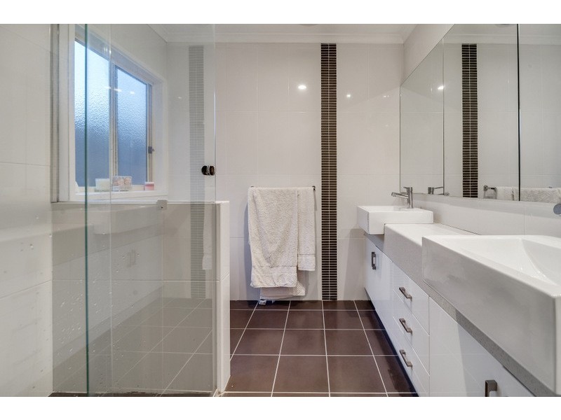 14 Oxford Drive, Bundoora VIC 3083