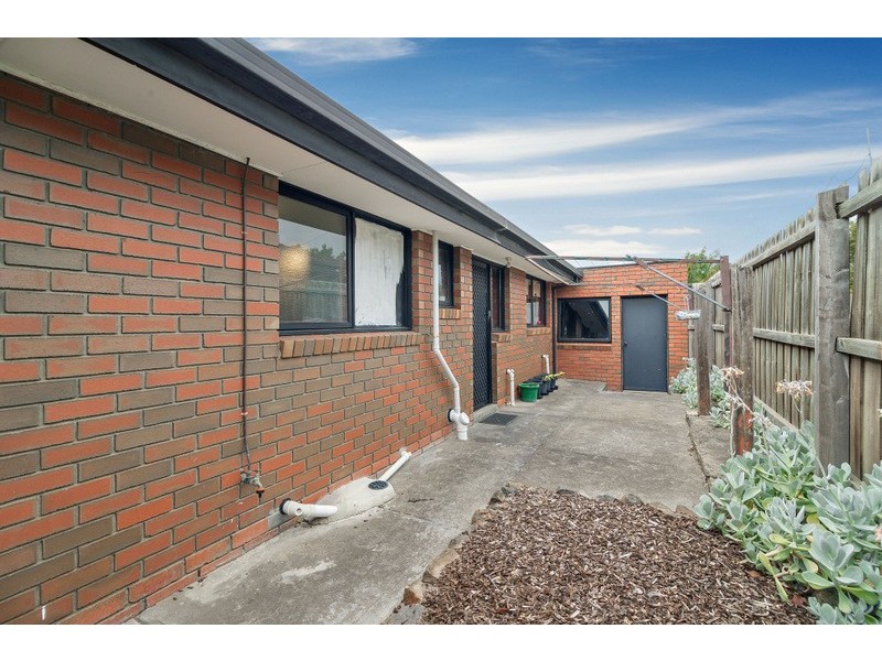 1/17 Northern Crescent, Craigieburn VIC 3064
