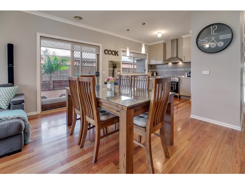 22 Mandalong Crescent, Doreen VIC 3754