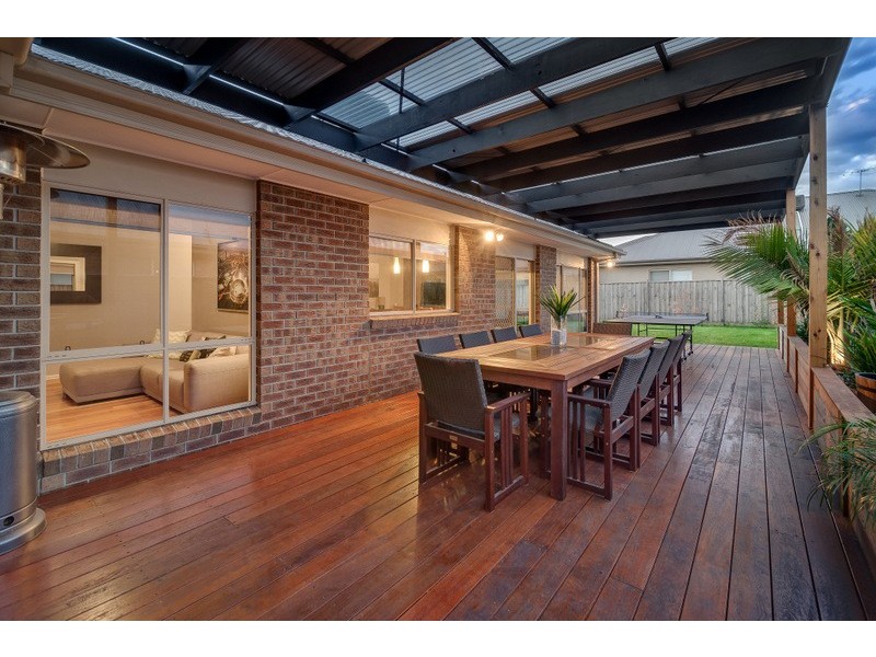 22 Mandalong Crescent, Doreen VIC 3754