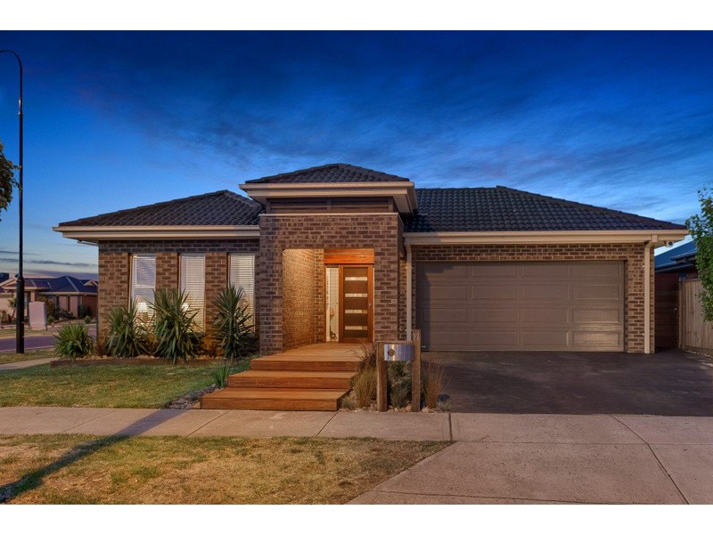22 Mandalong Crescent, Doreen VIC 3754
