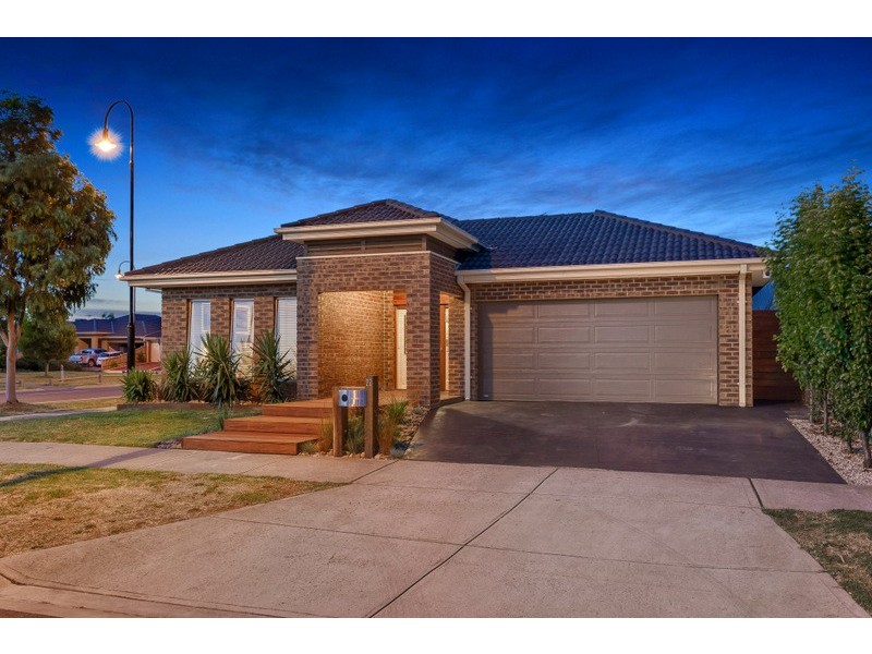 22 Mandalong Crescent, Doreen VIC 3754