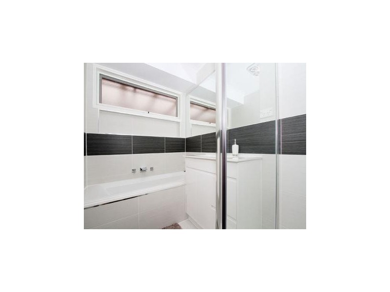 81 Buckmaster Drive, Mill Park VIC 3082