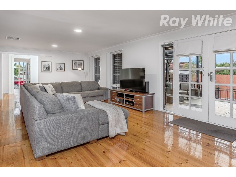 5 Mozart Court, Bundoora VIC 3083