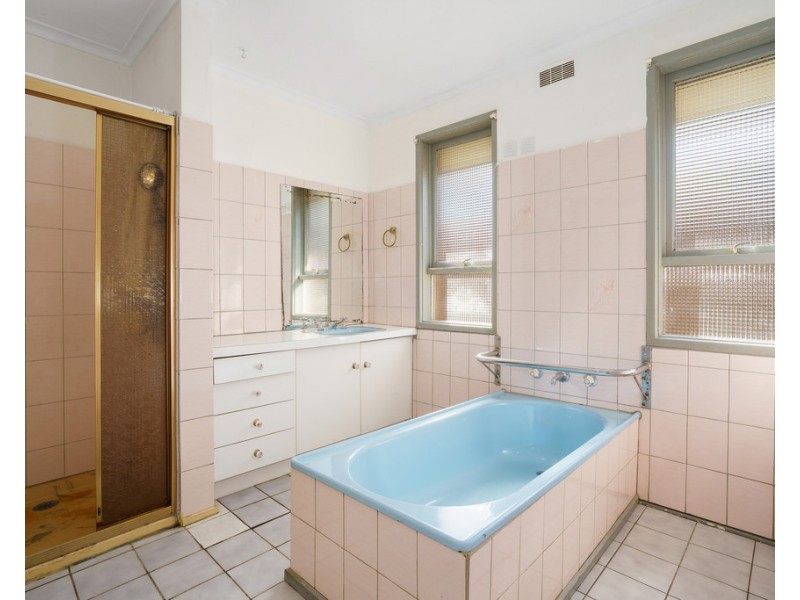 43 Cameron Parade, Bundoora VIC 3083