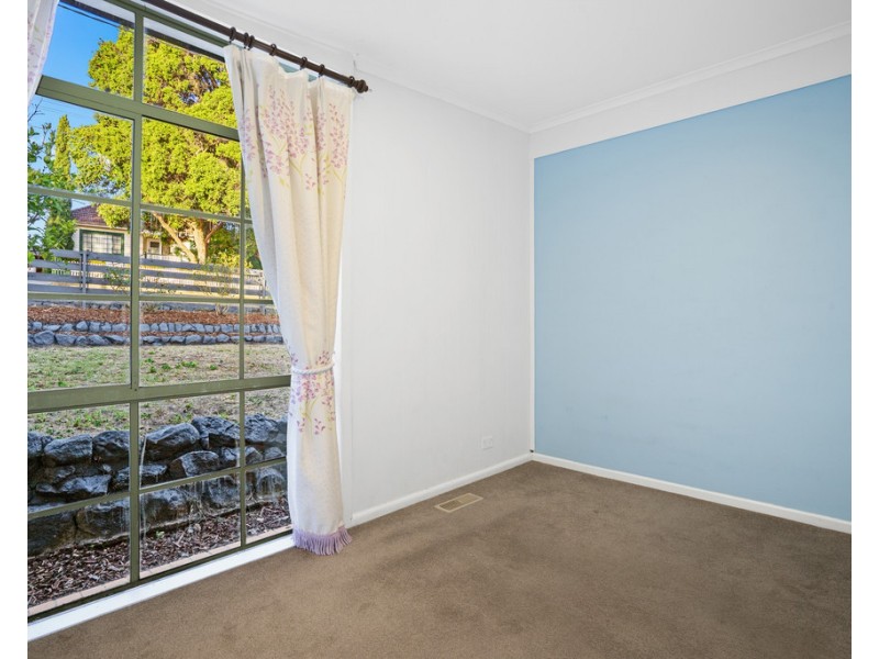 19 Scott Grove, Kingsbury VIC 3083