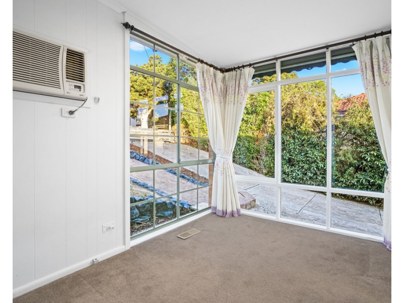 19 Scott Grove, Kingsbury VIC 3083