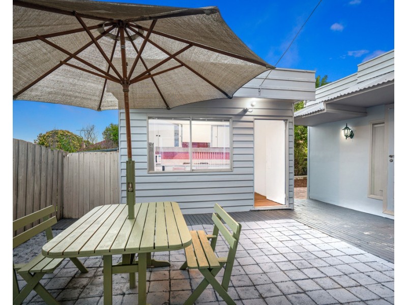 19 Scott Grove, Kingsbury VIC 3083