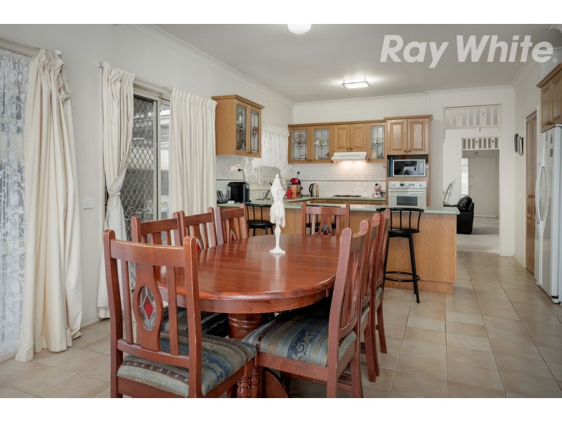 17 Josef Avenue, Bundoora VIC 3083