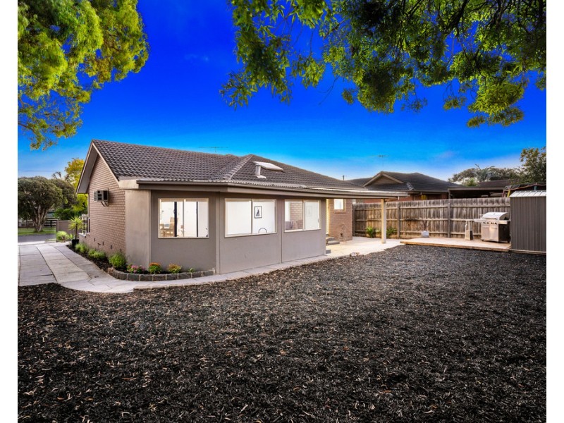 40 Cabernet Crescent, Bundoora VIC 3083