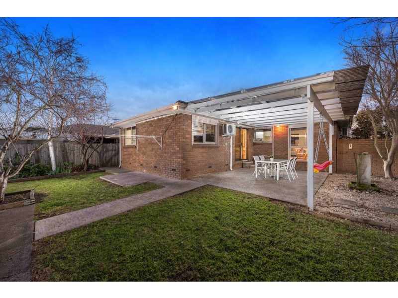 8 Japonica Street, Bundoora VIC 3083