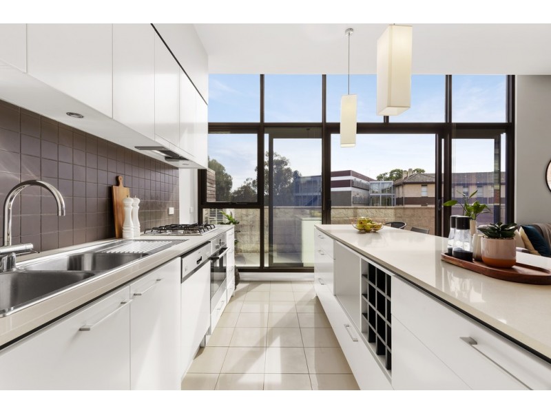 18/125 Main Drive, Macleod VIC 3085