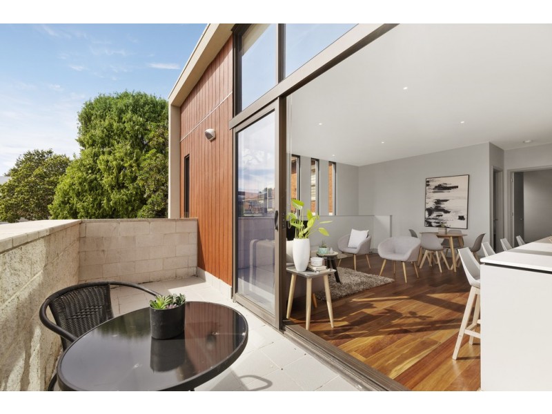 18/125 Main Drive, Macleod VIC 3085