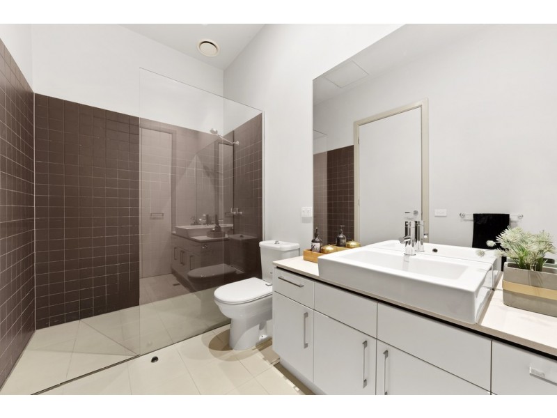 18/125 Main Drive, Macleod VIC 3085