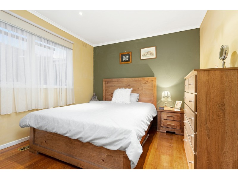 124 Holt Parade, Bundoora VIC 3083