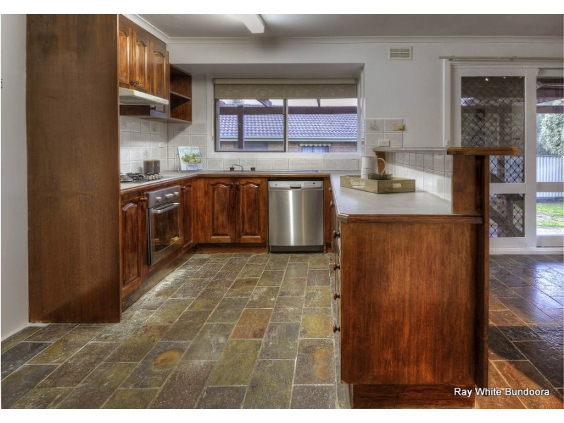 11 Merryn Close, Bundoora VIC 3083