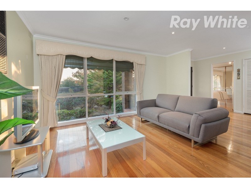 48 Cabernet Crescent, Bundoora VIC 3083