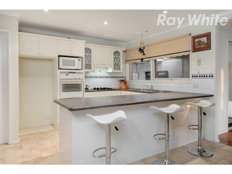 48 Cabernet Crescent, Bundoora VIC 3083