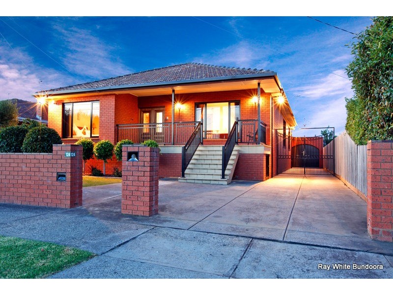 124 Curtin Avenue, Lalor VIC 3075