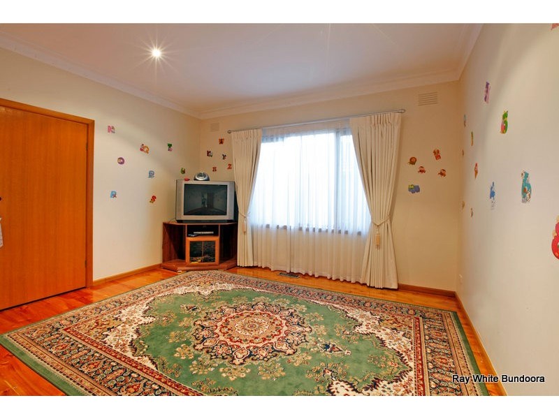 124 Curtin Avenue, Lalor VIC 3075