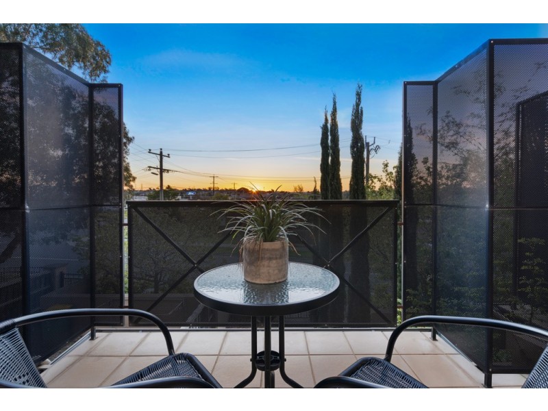 2A Warrawee Drive, Bundoora VIC 3083
