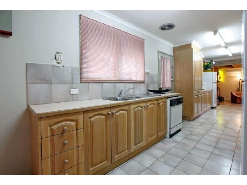 30 Chaucer Crescent, Bundoora VIC 3083