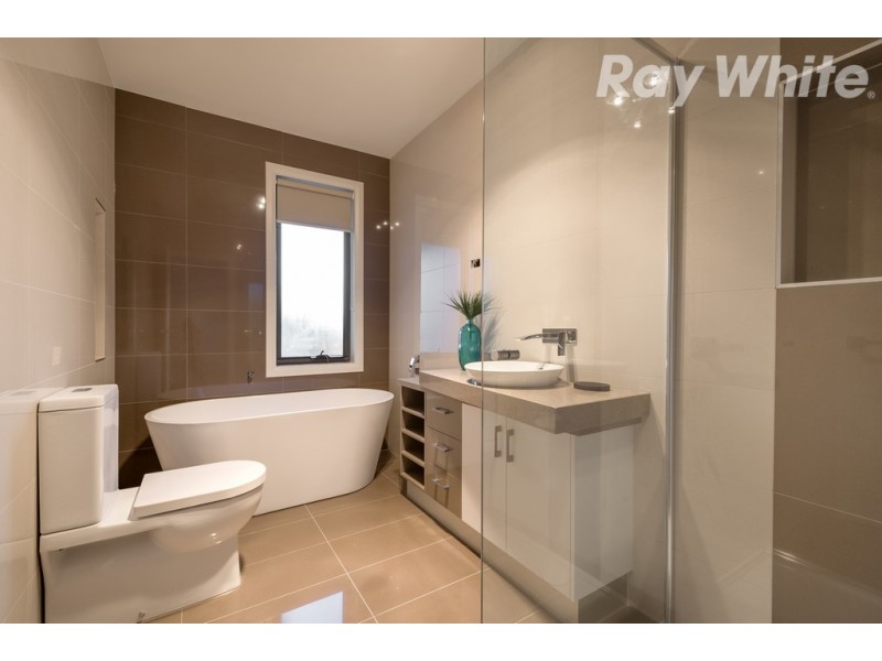 11 Julie Street, Bundoora VIC 3083