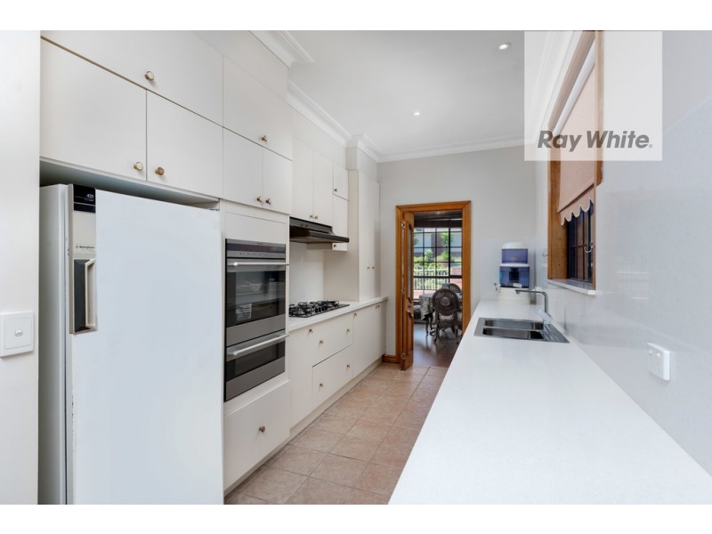 3 Dorrington Court, Mill Park VIC 3082