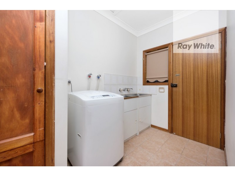 3 Dorrington Court, Mill Park VIC 3082