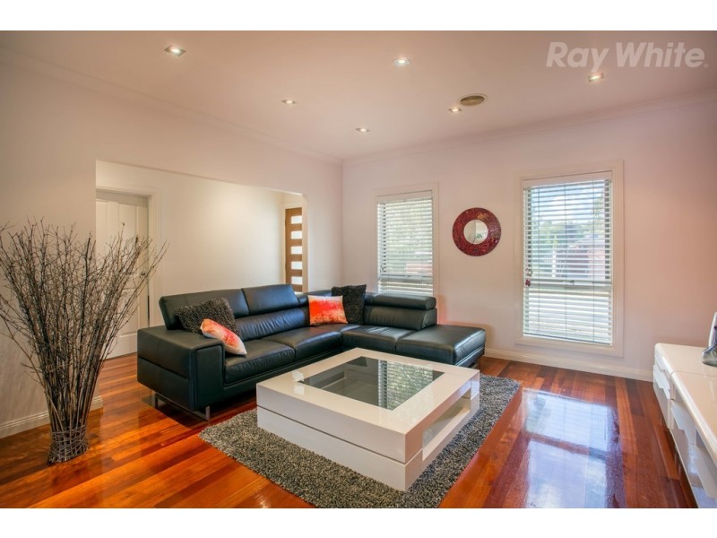 2 Aristocrat Terrace, South Morang VIC 3752