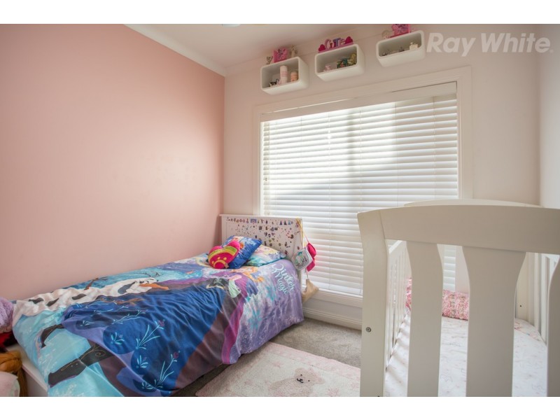 2 Aristocrat Terrace, South Morang VIC 3752