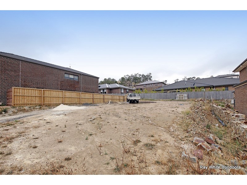(Lot 320) 5 Palisades Boulevard, South Morang VIC 3752