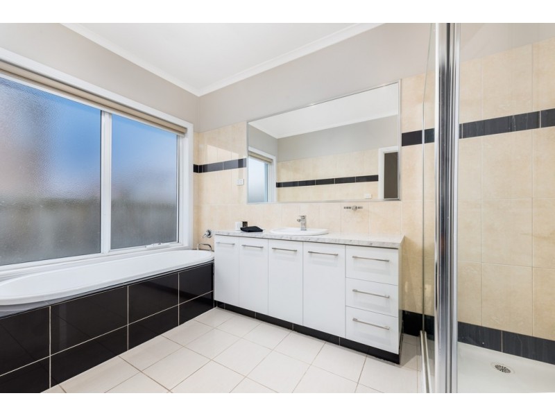 16 Lilly Pilly Avenue, Bundoora VIC 3083