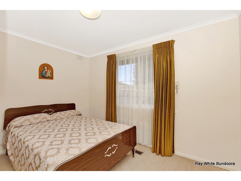 90 Dunne Street, Kingsbury VIC 3083