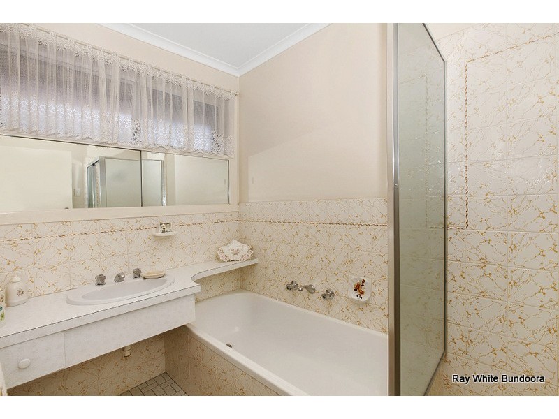 90 Dunne Street, Kingsbury VIC 3083