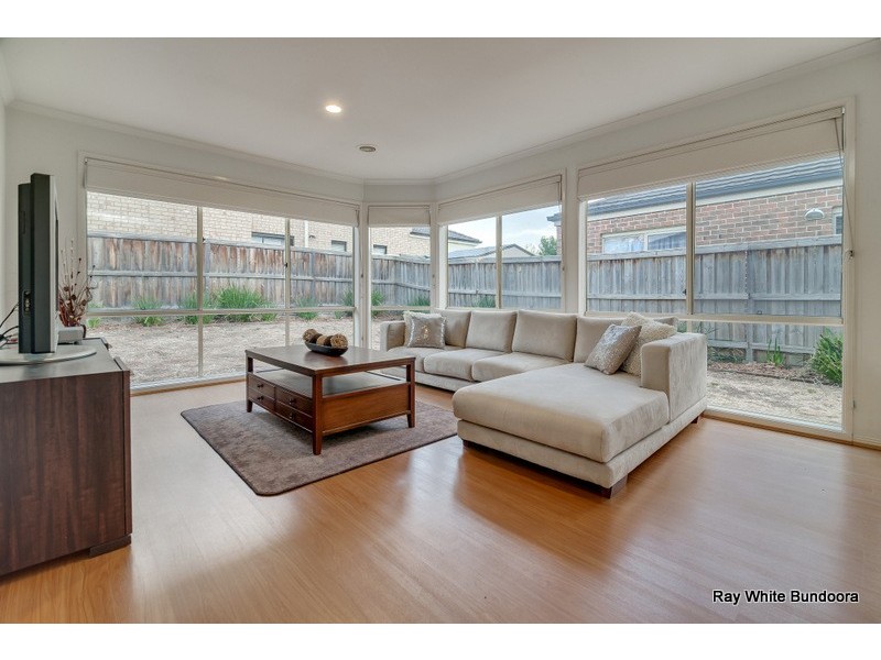9 Blushing Way, Bundoora VIC 3083