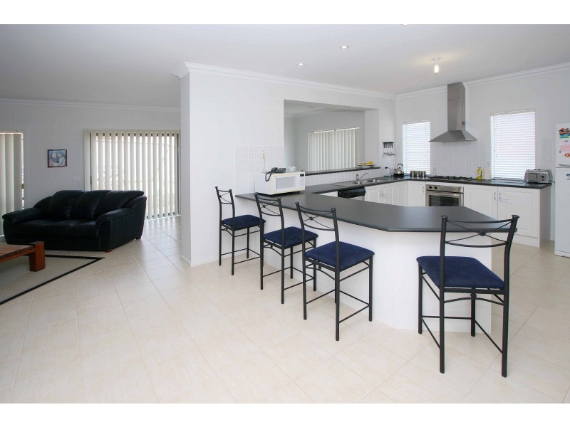31 Tennyson Circuit, Mill Park VIC 3082