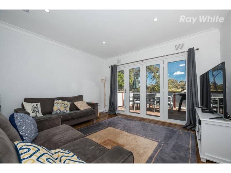 1/128 Scott Grove, Kingsbury VIC 3083