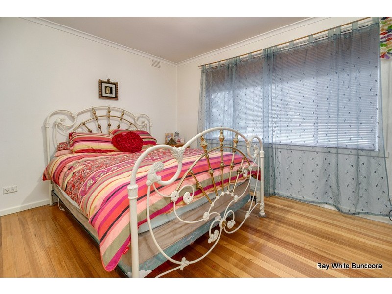 29 Glenn Crescent, Bundoora VIC 3083