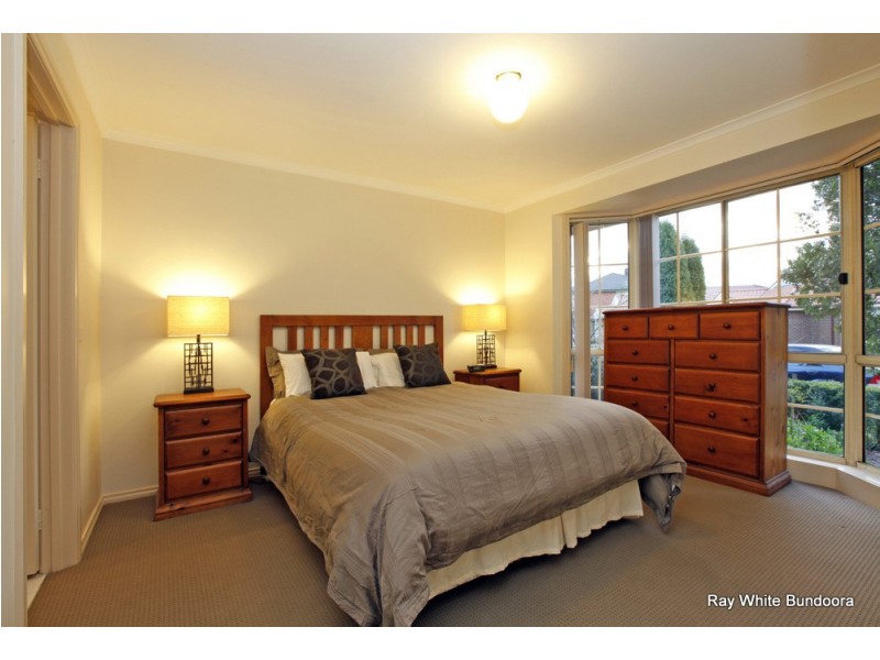 15 Bentley Way, Mill Park VIC 3082