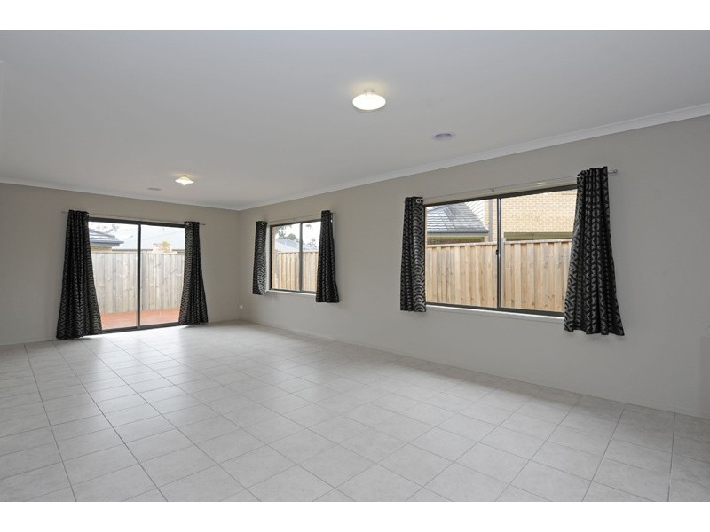 14 Orient Drive, Doreen VIC 3754